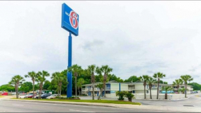 Отель Motel 6 - Pensacola West  Пенсакола